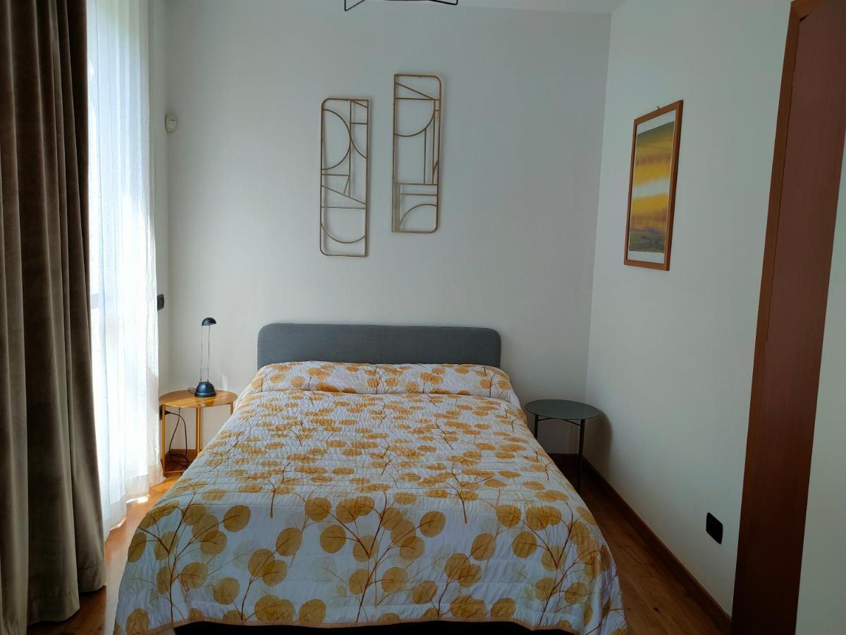 Villa Rosmarino 300 Mt From The Beach Colico Luaran gambar