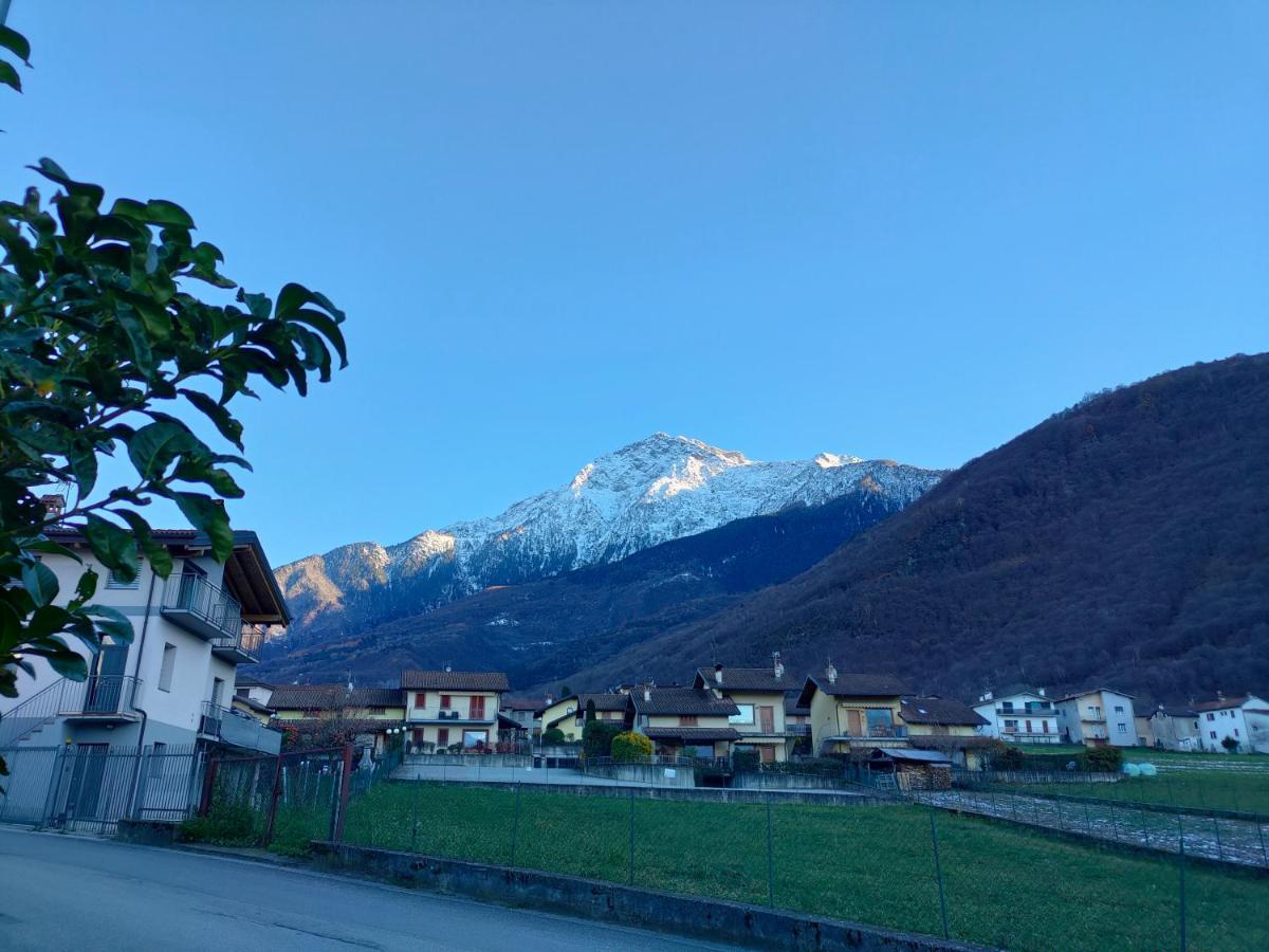 Villa Rosmarino 300 Mt From The Beach Colico Luaran gambar